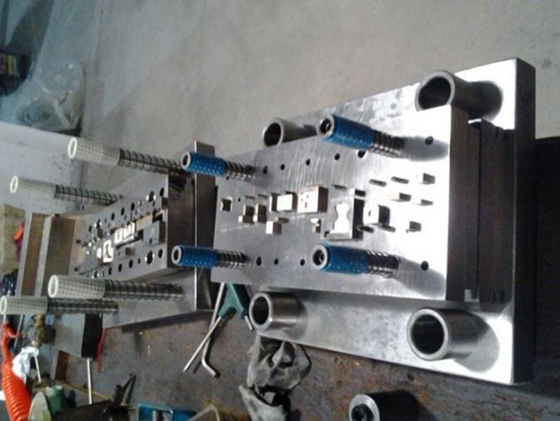 定远模具制造-12